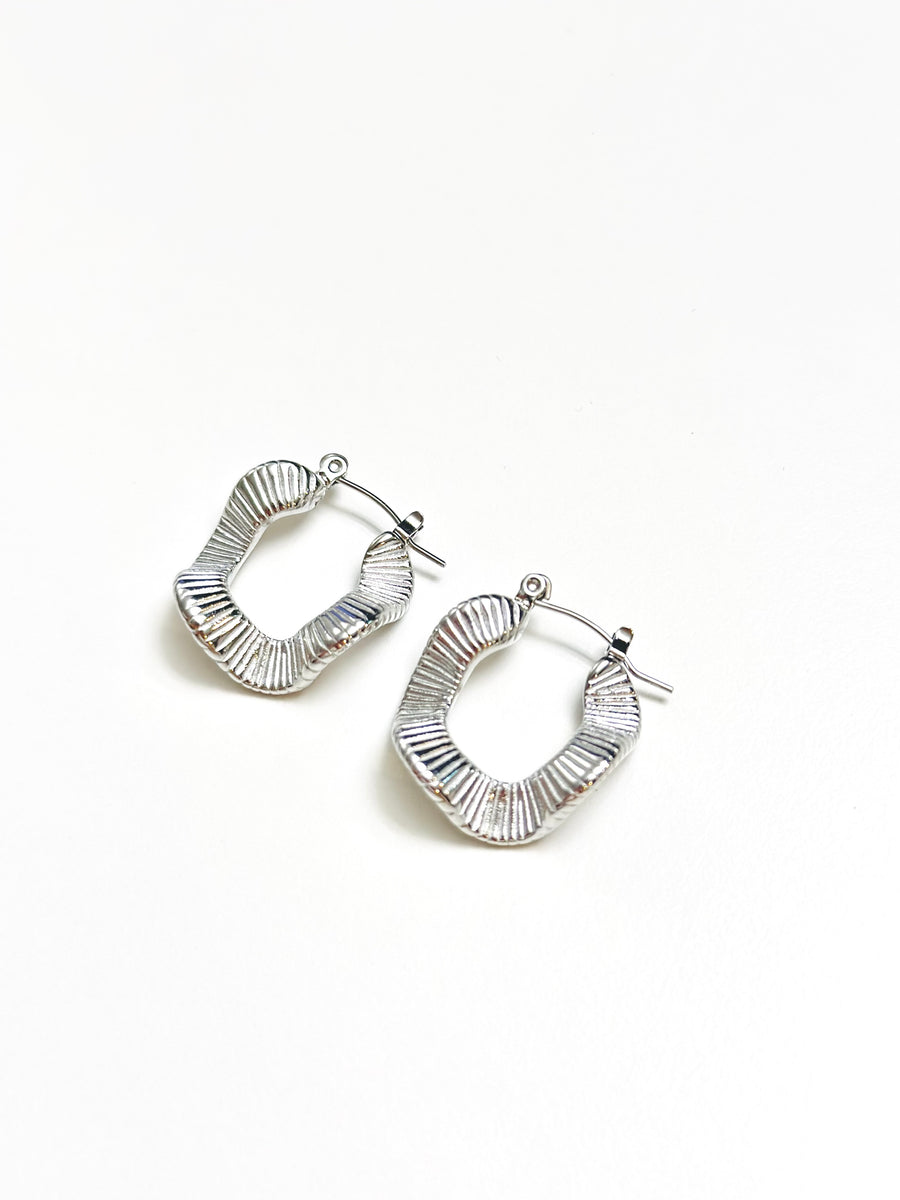 Olas Earrings